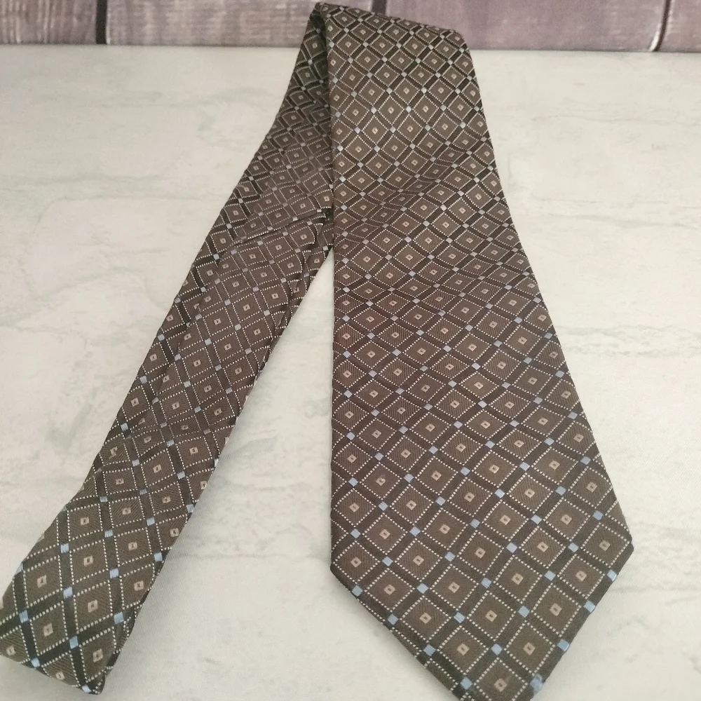 Nautica Brown Blue Geometric  Woven Men's Tie Necktie Silk Made in USA Formal